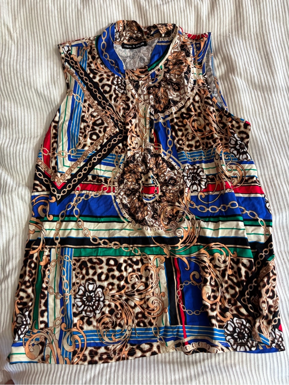 Patterned top with label